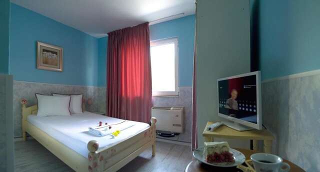 Отель Hotel Simona Complex София-76